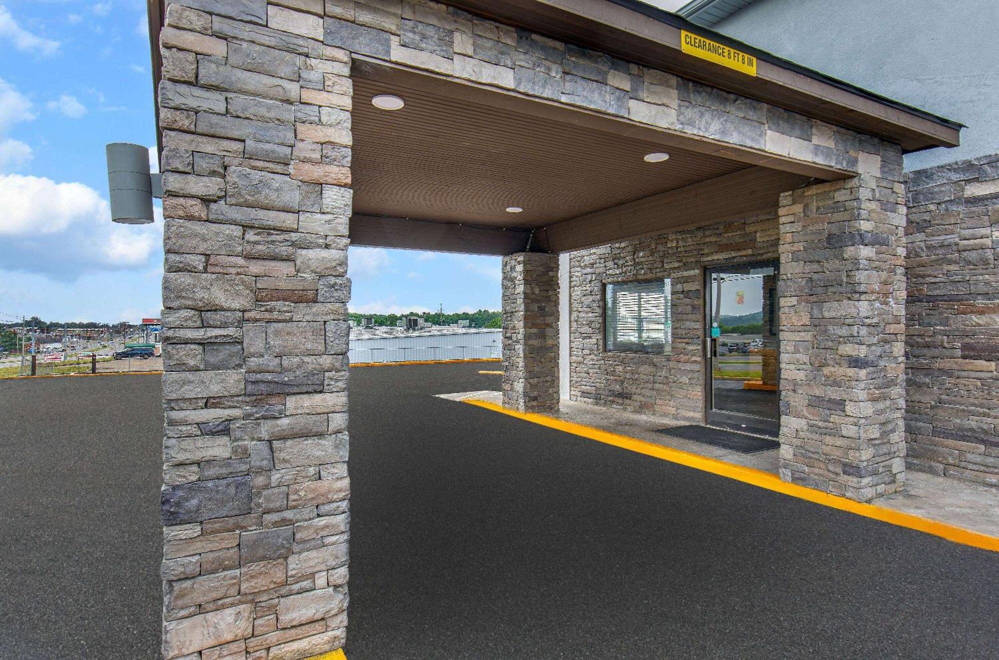Super 8 By Wyndham Somerset Luaran gambar