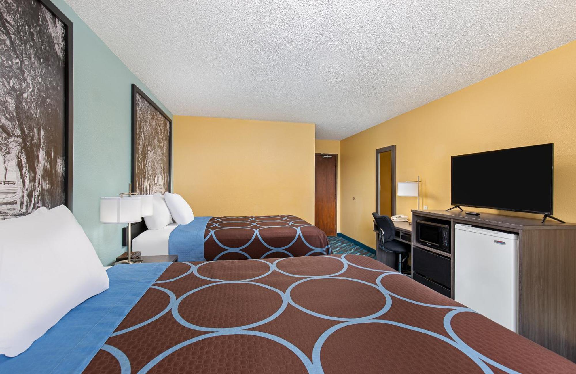 Super 8 By Wyndham Somerset Luaran gambar